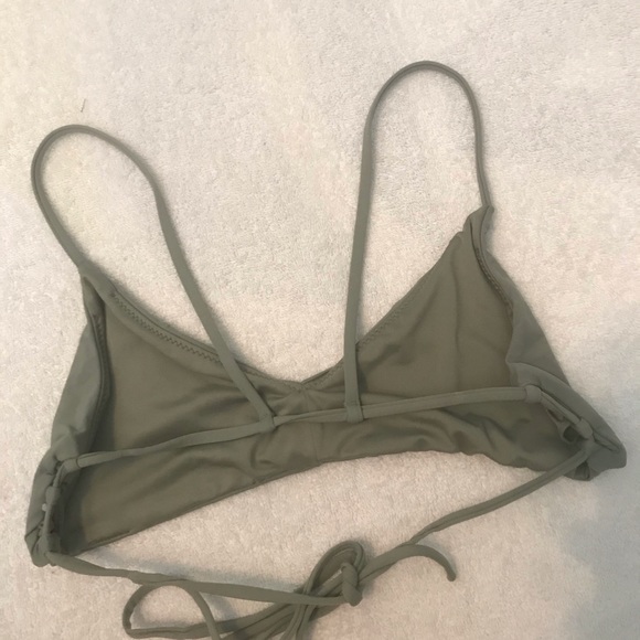 O’Neill bathing suit top - Picture 3 of 3